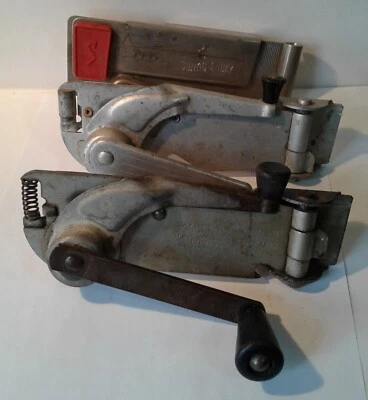 LOT OF 3 - VINTAGE RETRO WALL MOUNT CAN OPENERS 2 - DAZEY AND 1 - SWING AWAY - Image 1 of 4