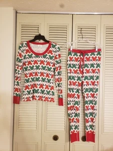 Hanna Anderson Disney Pajama 2 Piece Set Christmas Holiday Mickey Mouse Size S - Picture 1 of 10