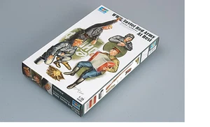 L'Armata Rossa sovietica a riposo Trumpeter  | N00413 scal 1/35 - Foto 1 di 1