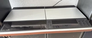 Bang & Olufsen Beocenter 7700 - Sistema de audio vintage con diseño de altavoces clásico - Imagen 1 de 11