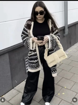 ZARA WOMAN NWT FW22 ECRU-BROWN JACQUARD KNIT CARDIGAN SIZE X-S 3920/104 - Image 1 of 4