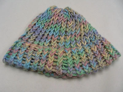 Hermosamente Tejido - Colores Pasteles - ¡Gorro Gorro Medias Talla Niño Pequeño! Foto 1 de 4