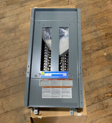 Panel interior Square D NQ430L1C NQ 100A 240V 3PH 4W 30 espacio 100 amperios nuevo de stock Foto 1 de 4