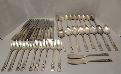 Cubiertos vintage de 40 piezas de plata comunitaria coronación piezas mixtas Foto 1 de 4
