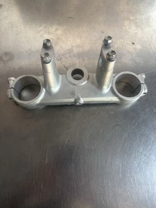 Suzuki RM125 RM 125 Top Triple Clamp Front End Forks Part 1990 1989 1991 - Picture 1 of 18