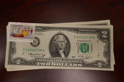 Lot of (9) Nine SEQUENTIAL UNC 1976 First Day of Issue Two Dollar $2 Bills G #98 - Image 1 of 4