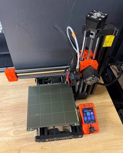 Drukarka 3D Prusa Mini+ - pomarańczowa/czarna - używana, bez znanych problemów - jest taka, jaka jest - Zdjęcie 1 z 3