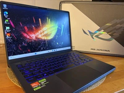 ASUS ROG ZEPHYRUS G14• AMD Ryzen 9 7940HS • 16GB DDR5 • 1To SSD • RTX 4060 - Imagen 1 de 4