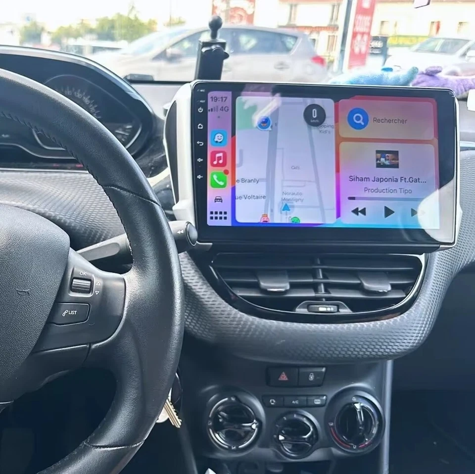 Autoradio stereo Android 10 Pollici per Peugeot 208 e 2008 Dal 2012 Al 2018 - Immagine 1 di 4