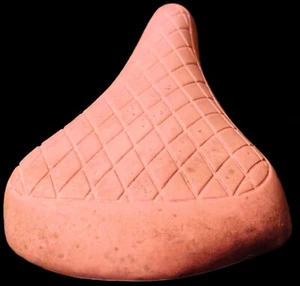 Vintage Persons BMX Diamond Quilted Seat Saddle Pink USAMade In Mongoose Hutch - Picture 1 of 6