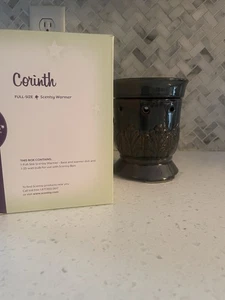 RETIRED SCENTSY WARMERS FULL SIZE CORINTH- lightly used with Box - Picture 1 of 4