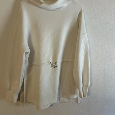 Size Medium, White Sweatshirt Women’s - Image 1 of 4