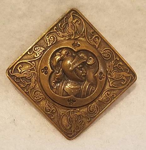 ANTIQUE SQUARE BRASS BUTTON W/KING ARTHUR/DOG BORDER DESIGN, 1-3/4" Cover