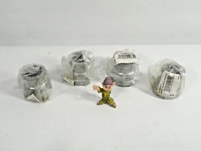 New 4 PCs Galvanized 3/4 inch x ½ Inch Reduction Coupling Factory Sealed - Image 1 of 2