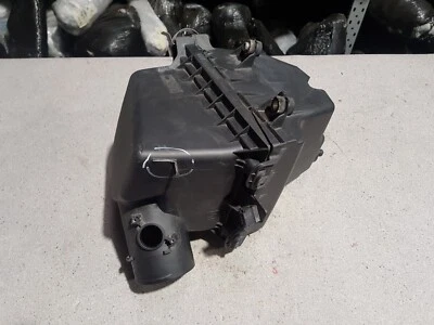 2016 Toyota Rav4 mk4 2.5 Hybrid Air Filter Box - Image 1 of 4