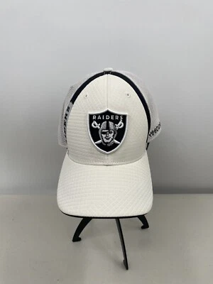 Boné masculino vintage Reebok Oakland Raiders G/XL branco preto ajustado NFL - Imagem 1 de 4