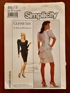 PATRÓN SIMPLICIDAD - 8673 VESTIDO SEÑORA CAÍDO CINTURA EN V PEPLUM VOLANTES 14-18 SIN CORTAR - Imagen 1 de 2