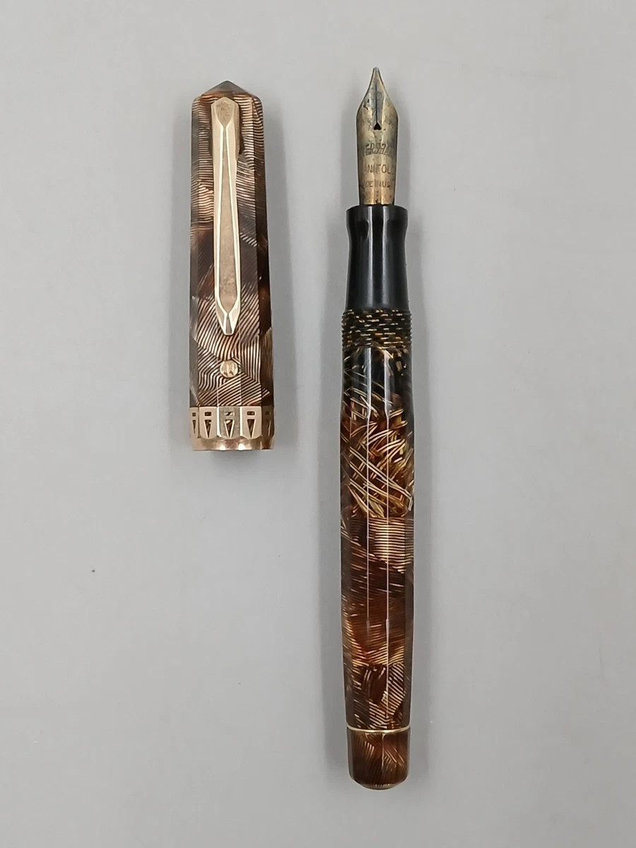 EVERSHARP　USA　万年筆　ペン先１４K　ビンテージ Vintage Eversharp Skyline Fountain Pen: 14k Gold Fine Nib– Grand