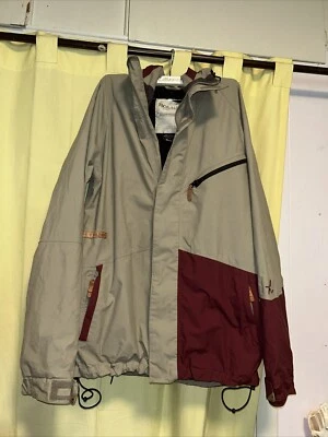 Chaqueta de nieve Holden para hombre talla pequeña caqui Foto 1 de 4