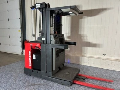 2015 Raymond 550-OPC30TT 3000 lb Cap Electric Forklift  210 in lift ONLY 1677hrs - Image 1 of 4