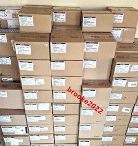 NEW Lenovo 02JK269 4XB7A38185 2.5" 960GB SATA 6G SFF SSD Solid State Drive - Picture 1 of 3