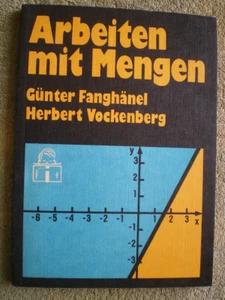 DDR Mathematikbuch - Arbeiten mit Mengen - Gleichungen Ungleichungen - Picture 1 of 5