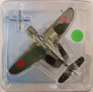 Hachette 1/100 Japan Carrier-based Attack Aircraft Meteor Kai (#22) - Picture 1 of 3