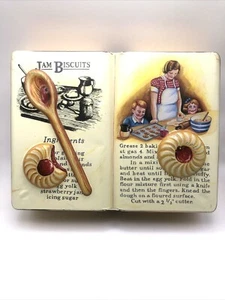 VINTAGE 1995 TIN BOX THE SILVER CRANE CO MADE IN ENGLAND 3D BOOK JAM BISCUITS - Bild 1 von 12