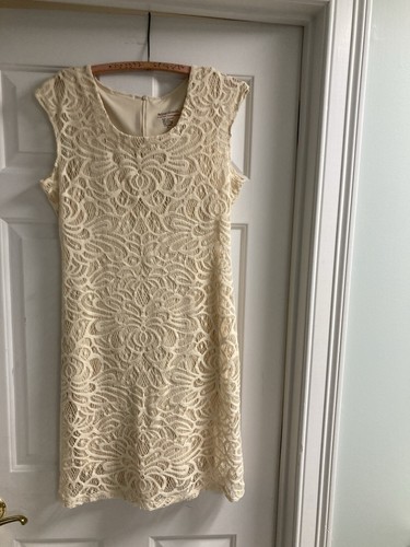 OFF WHITE Abito Miraclesuit Off White "Lace" con fodera integrata taglia 6.Lunghezza sotto ginocchio