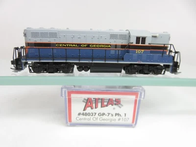 Atlas 48037 N Scale EMD GP7 Diesel Locomotive Central of Georgia # 107 - Image 1 of 4