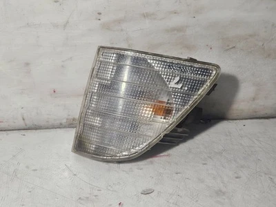 Mercedes-Benz Sprinter W901 W902 W903 W904 1998 luce indicatore di direzione anteriore - Immagine 1 di 4