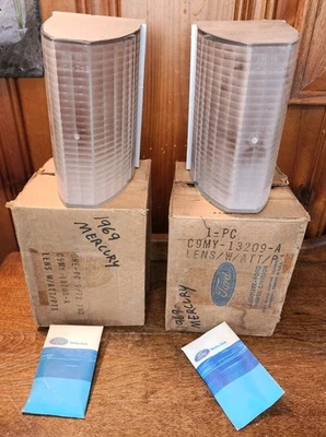 ПАРА ЛИНЗ ПАРКОВОЧНОГО СВЕТА NOS 1969-70 MERMERCURY MONTEREY C9MY-13208-A и 13209-A - Изображение 1 из 4