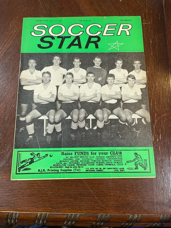 Soccer Star Magazine- March 10, 1962 - Vol. 10, No. 25 -Bristol City Team Cover - Image 1 of 1