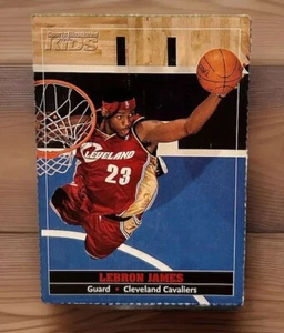 Lebron James Cavaliers (RC) 2004 RC Sports Illustrated per bambini RC NM+ - Foto 1 di 2