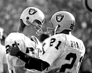 FRED BILETNIKOFF & CLIFF BRANCH Photo Picture OAKLAND RAIDERS 8x10 11x14 (MP2) - Picture 1 of 1