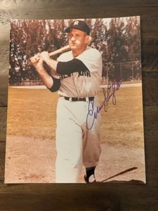 New York Yankees Enos Slaughter Autographed 8x10 Photo Pose 4 - Picture 1 of 1