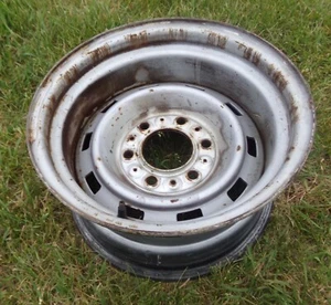 1 Vintage Genuine OEM GMC Chevy k10 Truck 4x4 Rally 15x8 Steel Wheel 6 Lug GM - Picture 1 of 5