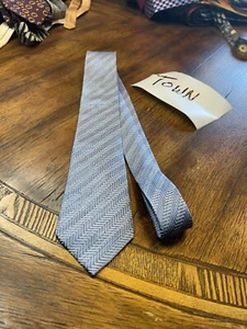 EGARA HIGH END DRESS SUIT DESIGNER NECKTIE TIE FREE SHIPPING - Picture 1 of 4