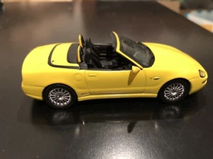 IXO Maserati Spyder Yellow Diecast Model Car - Scale 1:43 - Picture 1 of 6
