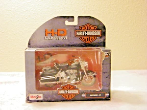 GENUINE MAISTO HARLEY DAVIDSON 1966 FLH ELECTRA GLIDE REPLICA (SERIES 41) - Picture 1 of 5