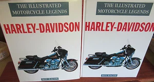 The Illustrated Motorcycle Legends – HARLEY-DAVIDSON - Roy Bacon HARDc/Dj NEW! - Foto 1 di 1