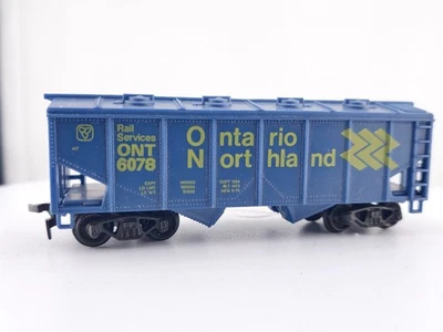 Model Power HO Scale Ontario Northland 2 Bay Covered Hopper ONT 6078 Train Car - Image 1 of 4