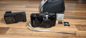 Fujifilm FinePix F550EXR 16.0MP schwarz Kompakt-Digitalkamera mit Ladegerät getestet - Bild 1 von 24