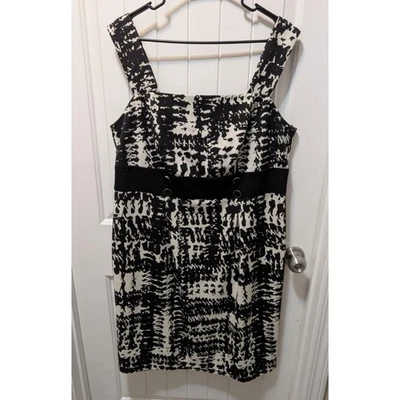 Vestido R&M RICHARDS Blanco y Negro Sin Mangas Talla Grande 16 Primavera Verano Cóctel Foto 1 de 4