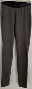 Medias para correr Nike Pro Dri-Fit grises talla XS (0) negras con logotipo cintura gráfico Swoosh - Imagen 1 de 15