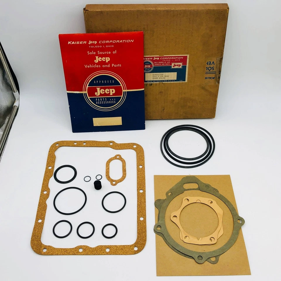 Kaiser Jeep 937562 Gasket and Oil Seal Kit Group 17A-01 OEM New Old Stock NOS Foto 1 de 4