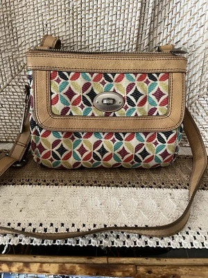 Bolso de Hombro o Bandolera FOSSIL Maddox, Cierre de Cremallera Frontal con Bloqueo Giratorio, Colorido Foto 1 de 4