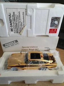 DANBURY MINT ASTON MARTIN DB5 JAMES BOND GOLD PLATED MODEL BRAND NEW BOXED - Picture 1 of 11