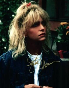 Goldie Hawn signed 8x10 photo picture autographed good looking plus COA - Picture 1 of 1