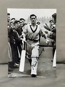 Neil Harvey SIGNED Don Bradman 1948 Australian Invincibles Cricket 5x7 Photo 1 - Picture 1 of 1